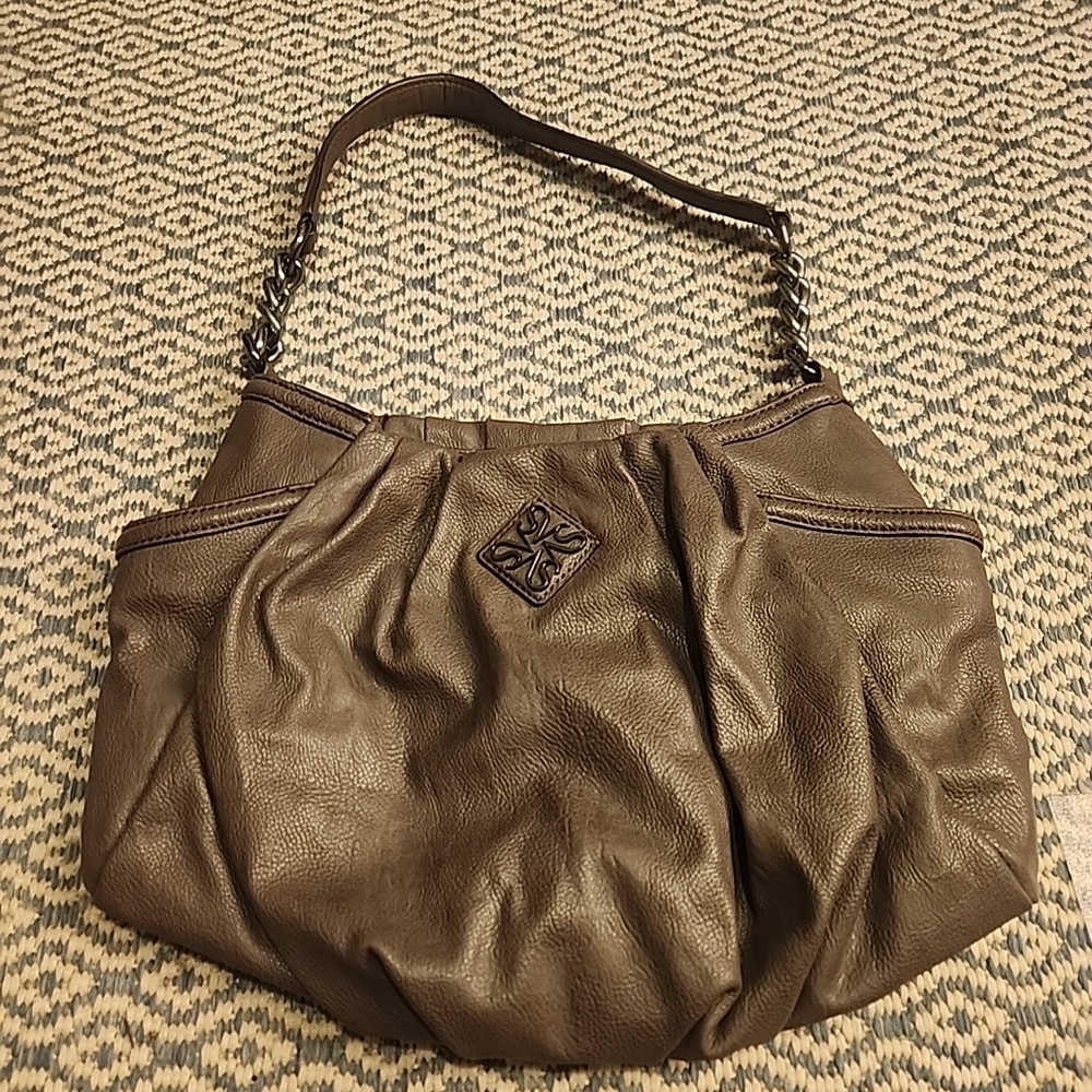 Simply Vera Vera Wang Gray Shoulder Bag P20